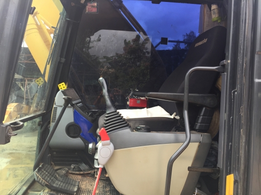 PC200-8 11524ชม. ไม่เคยลงน้ำเค็ม รถสภาพดีมาก สวย เล่มพร้อม