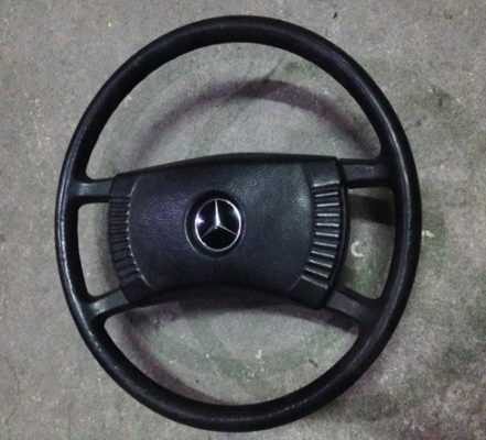 ขายพวงมาลัยเดิม benz/8