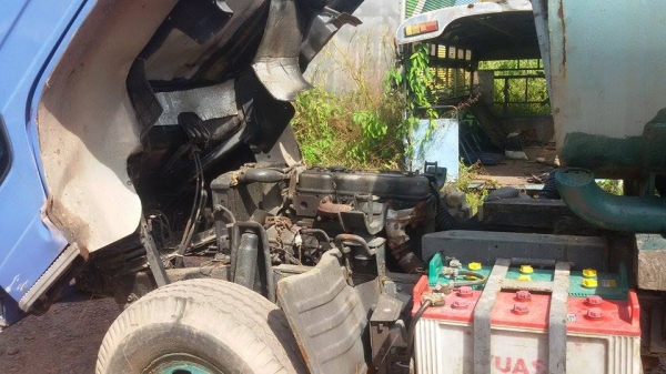 รถบรรทุกน้ำ 6200 ลิตร