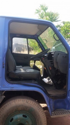 รถบรรทุกน้ำ 6200 ลิตร