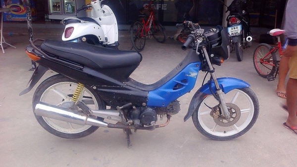 ขาย แพ็ก คู่ คับ เท่น่า เดิมโรง งาน สตาดมือ กับ ไนท์ 110 ทะเบียนโอนทั้งสองคับ ไม่ ขาดต่อ คับ ขอขาย 14000 คับ