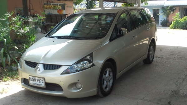 ลดราคาเงินสด Mitsubishi Space Wagon 2.4 GLS MIVEC รถสวย เจ้าของมือเดียว