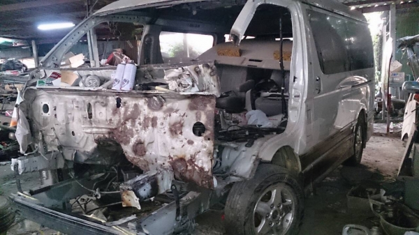 ขาย โตโยต้ แวนจูรี่ ขาย โตโยต้ แวนจูรี่