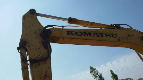 ขายpc100-3รถสวยพร้อมใช้