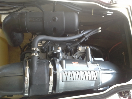 yamaha wave raider-760