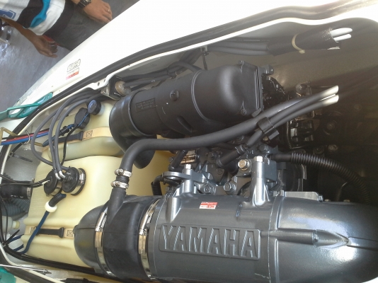 yamaha wave raider-760