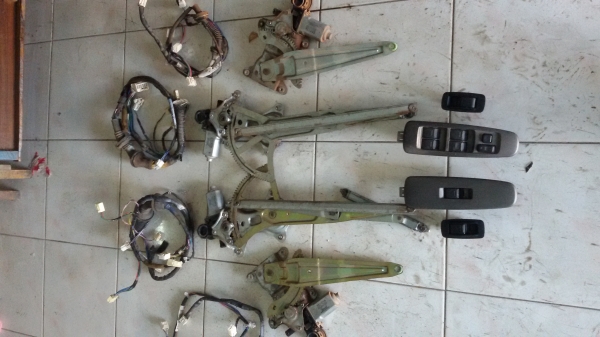 อะไหล่หลายอย่าง