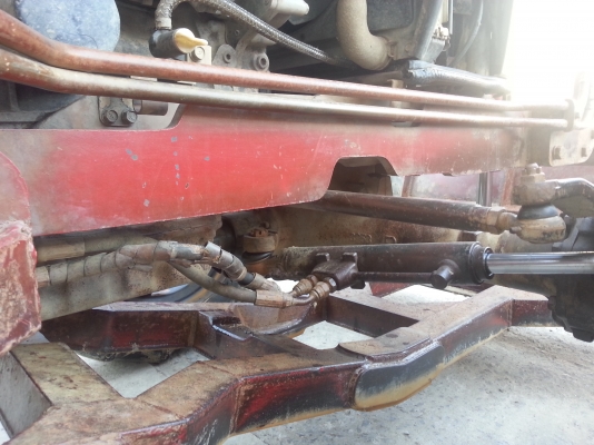 ยันร์ม่า EF453T 4 WD ใบมีดดันหน้าสภาพเดิมๆ ใช้งานได้ปรกติครับ