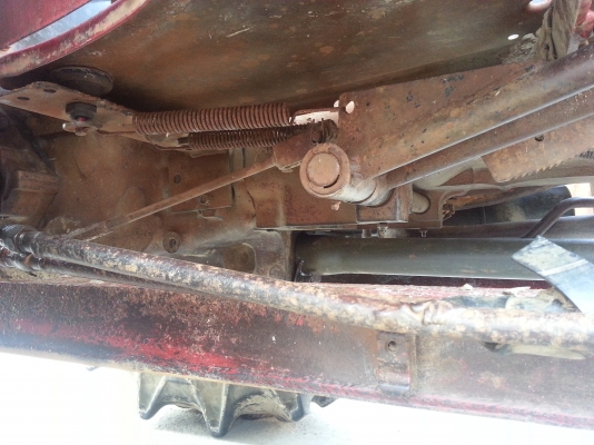 ยันร์ม่า EF453T 4 WD ใบมีดดันหน้าสภาพเดิมๆ ใช้งานได้ปรกติครับ