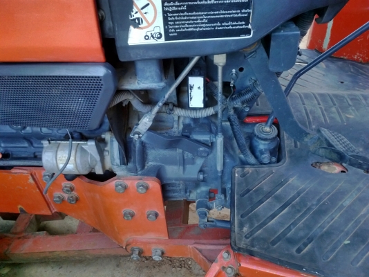 ขายแทรกเตอร์คูโบต้า L4508 DI  สเปเชียล  ใบมีดดันหน้าผาลพรวน6*24ตราช้างพร้อมใช้งาน