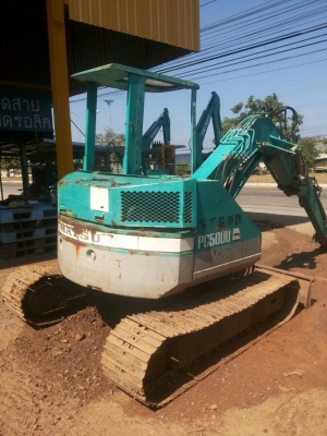 รถขุด KOMATSU.  PC 50UU  เครื่องดี ปั๊มดี ช่วงล่างสวย (เจ้าของขายเอง ) ติดต่อ นิวส์ 083-4953407 อ้อ 085-8332943