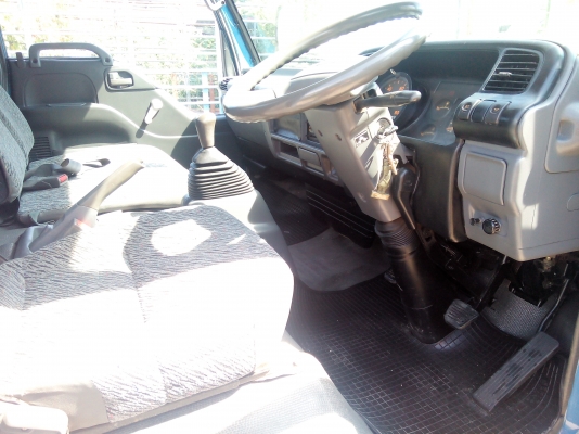 6 ล้อกลาง  ISUZU  NQR  120  แรงม้า  * ยาว 5.50 ม. *  รถสวยเดิม+สวยจริง+สภาพพร้อมใช้งาน  *รถห้างแท้*  มีเล่มพร้อมโอน *