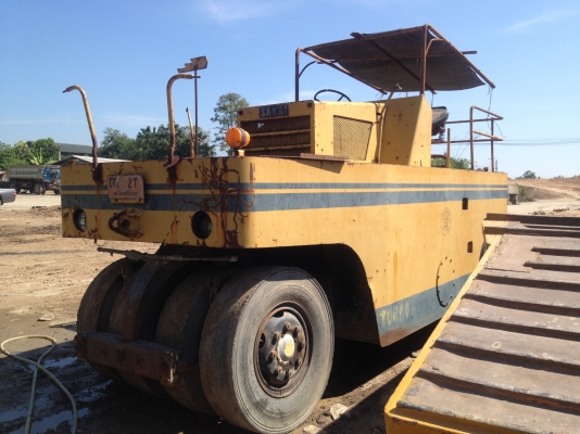 ขายรถบดล้อยาง 9 ล้อ  เล่มทะเบียน พร้อมโอน