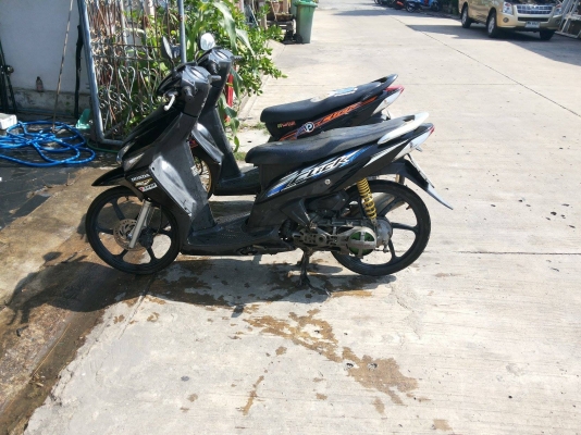 ขายคันละ 9,900 เอกสารพร้อมชุดโอน งดต่อ รถอยู่บางใหญ่ นนทบุรี สนใจโทร 084-3545593 ขายคันละ 9,900 เอกสารพร้อมชุดโอน งดต่อ รถอยู่บางใหญ่ นนทบุรี สนใจโทร 084-3545593