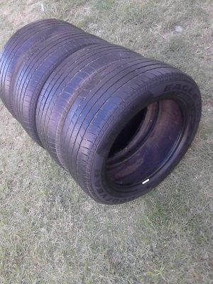 205/55R16  GOODYEAR EAGLE NCT5   มีชุด 4 เส้น  โทร.081-427-3941