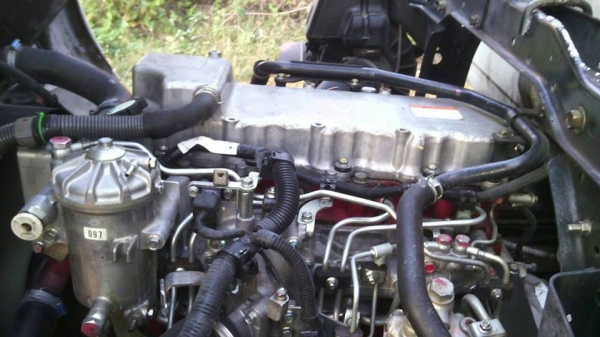 ขาย6ล้อ HINO MEGA150 ซีรีซ์500 ปี53 พร้อมคอกบรรทุก แชชซีสวยเครื่องดี เอกสารเล่มทะเบียนพร้อม วิ่งใช้งานน้อย