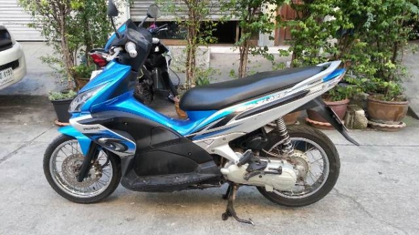 ทะเบียนสวย Honda airblade เครื่องดี 18,000