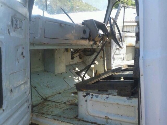 ขายรถบรรทุกน้ำมันหน้ายาว เครื่อง 6BB1-145 แรง โหลดล่าง บรรจุ 12,000 ลิตร