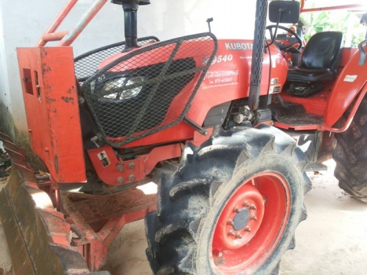 รถไถ KUBOTA  M9540.  2 เพลา.  สนใจติดต่อ 081 - 6079515
