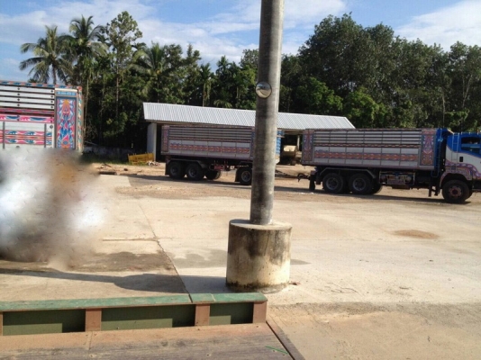 รถอีซูซุ  10  ล้อดั้ม FXZ  360 แรงม้า. ปี 53  ( ขายแม่ , ลูก )   สนใจติดต่อ  081 - 6079515