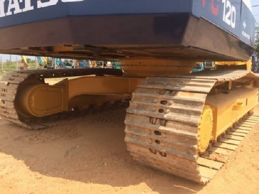 ขายรถแบคโฮ KOMATSU PC120-5 ระบบไฟฟ้าเต็ม รถนอกนำเข้าสภาพสวย มีVDOการทำงานครับ