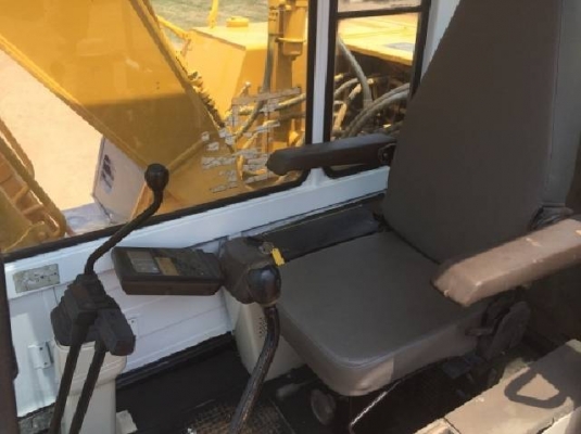 ขายรถแบคโฮ KOMATSU PC120-5 ระบบไฟฟ้าเต็ม รถนอกนำเข้าสภาพสวย มีVDOการทำงานครับ