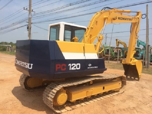 ขายรถแบคโฮ KOMATSU PC120-5 ระบบไฟฟ้าเต็ม รถนอกนำเข้าสภาพสวย มีVDOการทำงานครับ