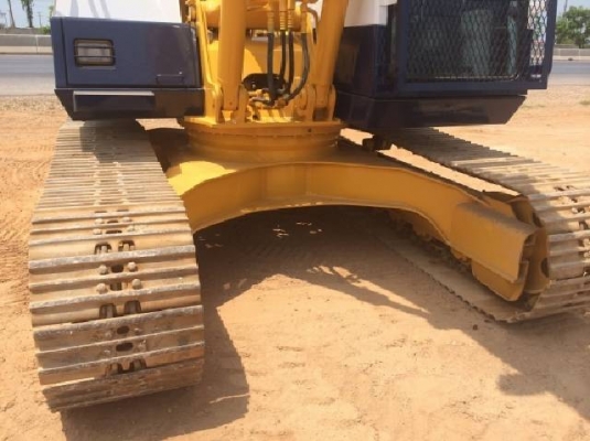 ขายรถแบคโฮ KOMATSU PC120-5 ระบบไฟฟ้าเต็ม รถนอกนำเข้าสภาพสวย มีVDOการทำงานครับ