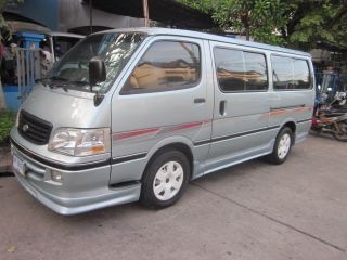 รถตู้ รถตู้