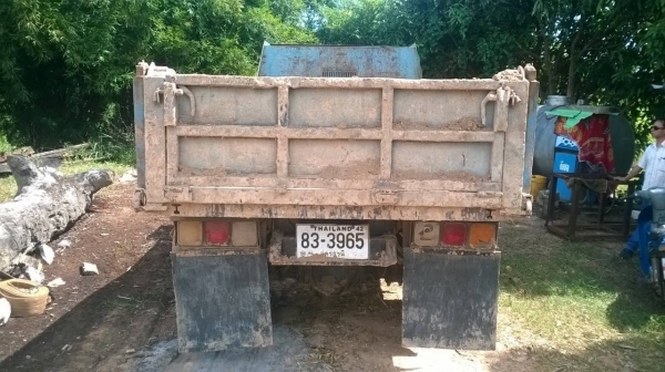 ขาย 6 ล้อดั้ม NPR 115 ปี 37 คัสซีสวย เครื่อง 4BD1 115 แรงม้า F หน้า-หลัง ทะเบียนพร้อมโอน ราคาคุยกันได้