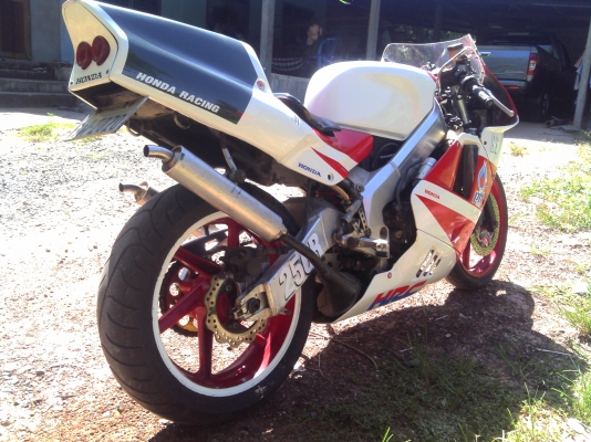 ขาย HONDA nsr250 สภาพตามรูป มีเล่มครับ  95000