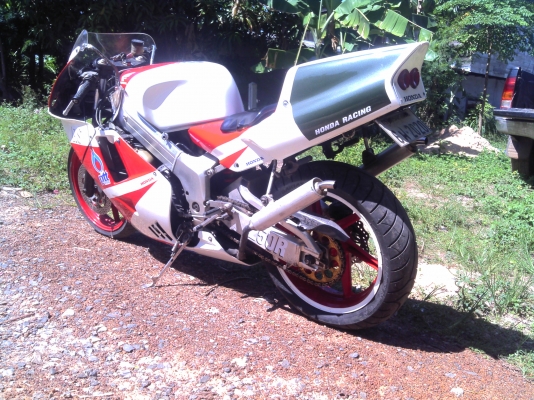 ขาย HONDA nsr250 สภาพตามรูป มีเล่มครับ  95000