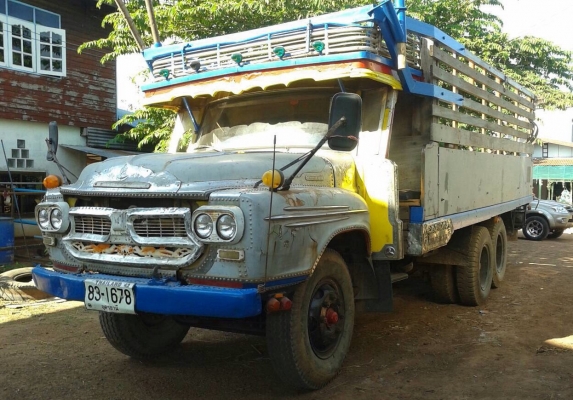 ขาย 10 ล้อหัวยาว เพลาเดียว เครื่อง 6BB1 ปั้มคอยาว 145 แรงม้า คัสซีสวย เฟืองท้ายใหญ่จัมโบ้ สโลว์กลาง ทะเบียนพร้อมโอน ราคาคุยกันได้ครับ