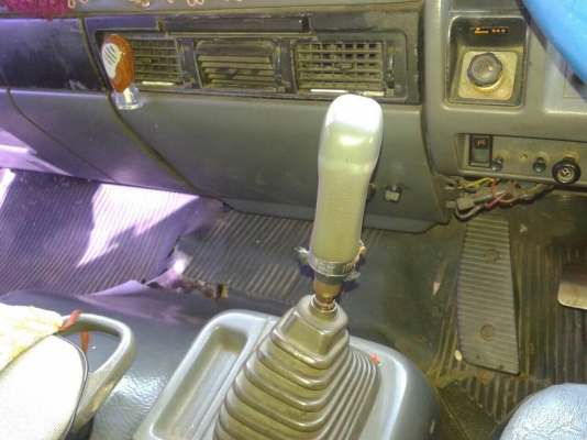 ขาย 6 ล้อ HINO FF3H กระบะยาว 7 เมตร เครื่อง HO7D 195 แรงม้า คัสซีสวยตลอดเส้น เพาวเวอร์ เบรคทิฟฟี่ แอร์เย็น ทะเบียนพร้อมโอน ราคาต่อรองได้ครับ ขาย 6 ล้อ HINO FF3H กระบะยาว 7 เมตร เครื่อง HO7D 195 แรงม้า คัสซีสวยตลอดเส้น เพาวเวอร์ เบรคทิฟฟี่ แอร์เย็น ทะเบียนพร้อมโอน ราคาต่อรองได้ครับ