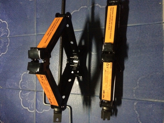 แม่แรงสะพาน NISSAN CANADA