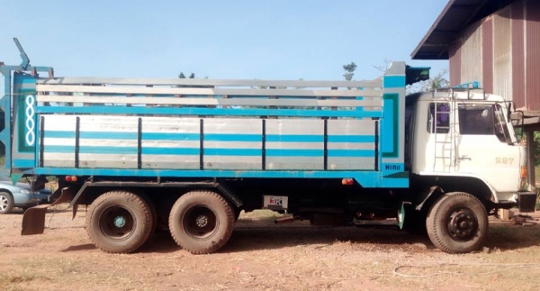 **860,000 บ.ต่อรอง**ขาย10ล้อ2เพลาดั้ม HINO SUMO FM227LD EM100-220HP เครื่องเดิมเกียร์เดิม 220แรง แห้งดี แรง แน่น เกียร์ดีไม่หลุด ช่วงล่างเดิม คัสซีดีสวย ไม่ปะไม่ดาม ไม่บวม สโลวเดิม กระบะดั้มมิเนียมสภาพดี พื้นดีข้างดี ไม่ผุ หัวเก๋งสวย ภายในคอนโซลครบ พ.พาวเ **860,000 บ.ต่อรอง**ขาย10ล้อ2เพลาดั้ม HINO SUMO FM227LD EM100-220HP เครื่องเดิมเกียร์เดิม 220แรง แห้งดี แรง แน่น เกียร์ดีไม่หลุด ช่วงล่างเดิม คัสซีดีสวย ไม่ปะไม่ดาม ไม่บวม สโลวเดิม กระบะดั้มมิเนียมสภาพดี พื้นดีข้างดี ไม่ผุ หัวเก๋งสวย ภายในคอนโซลครบ พ.พาวเ