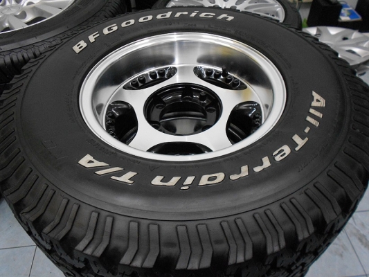 ขายล้อแม็ก Off Road ขอบ 15(6/139)พร้อมยาง BFGoodrich 31&times;10.5 ปี 09/เทิร์นได้ ใส่ฟรี ส่งฟรีค่ะ