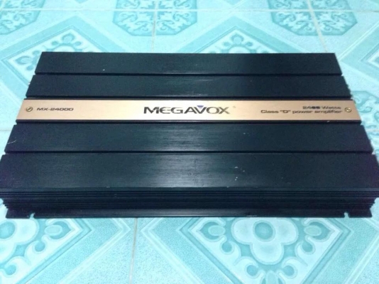 แอมป์คลาสดี MEGAVOX มือสองสภาพดี งานเกาหลี ใช้งานปกติ ขับซับ10-12นิ้วได้ เบสดี ขาย 3950 บาท