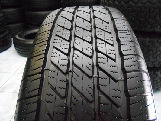 ขายยาง Michelin Crossterrain 265/65/17 ปี 12 ดอกสวย ไม่มีปะ 1 ชุด/ใส่ ถ่วงฟรีค่ะ