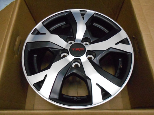 ขายล้อแม็กเปล่า Toyoto Vigo Champ TRD แท้ขอบ 16(5/114.3)สภาพสวย พร้อมใช้ 1 ชุด/เทิร์นได้ ใส่ฟรี ส่งฟรีค่ะ