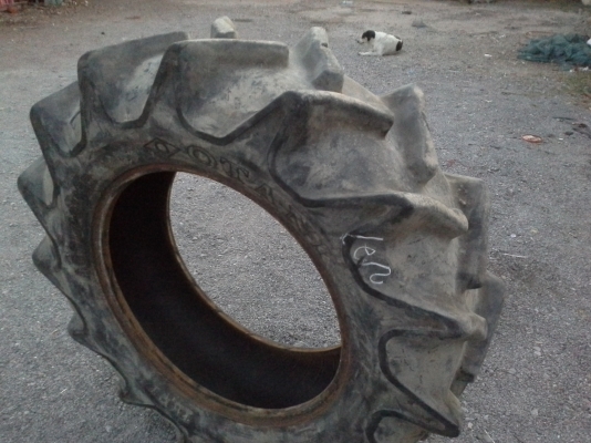 ขายยางเปอเซนขอบ13.626