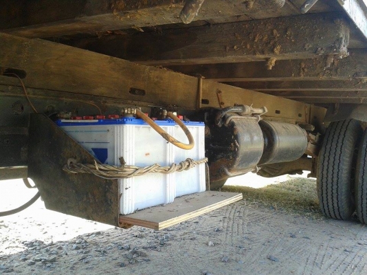 ขายISUZU KS เครื่อง110แรง เครื่องดี แคชซีสวย ยางดี ภายในสวย สวยพร้อมใช้งาน เอกสารพร้อมโอน สนใจโทร 090-8588220คุณนะ ID:narong498 หรือ www.truck.in.th/498 หรือfb:ณรงค์ ซื้อขายรถมือสอง (เว็บไซต์ส่วนตัว)