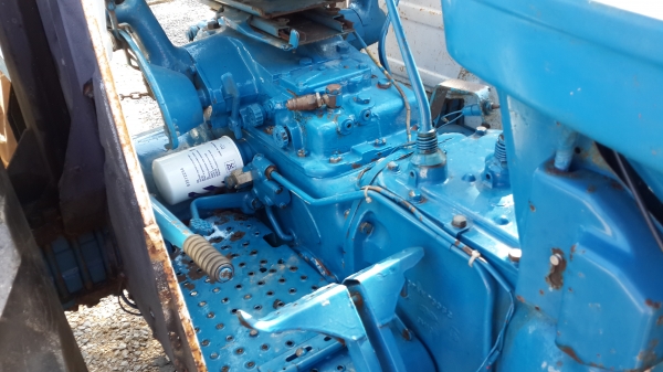 รถไถฟอร์ด6600ยังไม่ได้ใช้งานในไทยเลย รถไถฟอร์ด6600ยังไม่ได้ใช้งานในไทยเลย