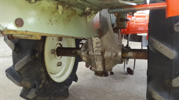 รถพรวนดิน รหัส H-12 รถพรวนดิน รหัส H-12