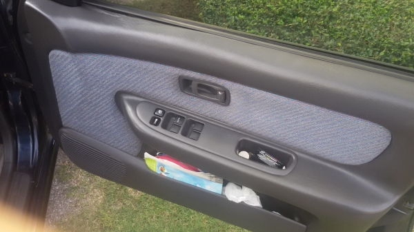 NISSAN SUNNY SALOON ปี95