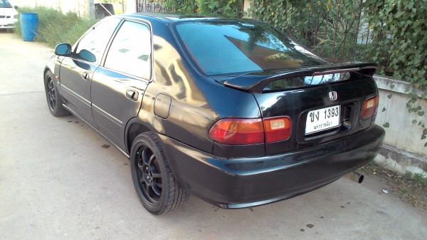 Civic วางb20bแกสหัวฉีดตัวท๊อปดิส4ล้อลงเล่มหมดครับแต่งสวยพร้อมโอนครับ