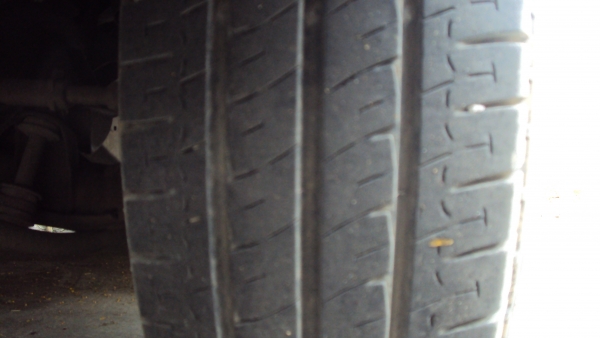 ขายกะทะพร้อมยาง195r14สภาพดีปี12และปี11มี4เส้นครับ