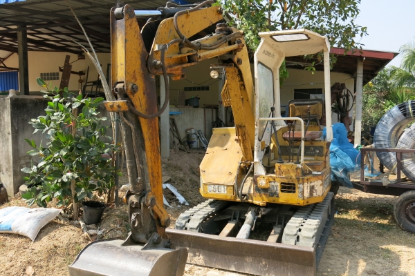 MITSUBISHI MXR 35 เครื่อง 4 สูบมีใบดัน แขน U 230,000 บ