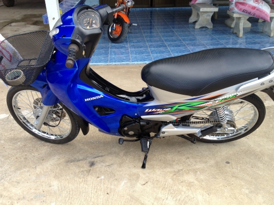 ขายด่วน wave125Rมีทะเบียน สนใจคุยได้คับ 0856012417