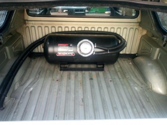 ขาย nissun nv ปี 01รุ่นมีแค๊ป lpgหัวฉีด พร้อมใช้ 79000 ด่วนจ้า